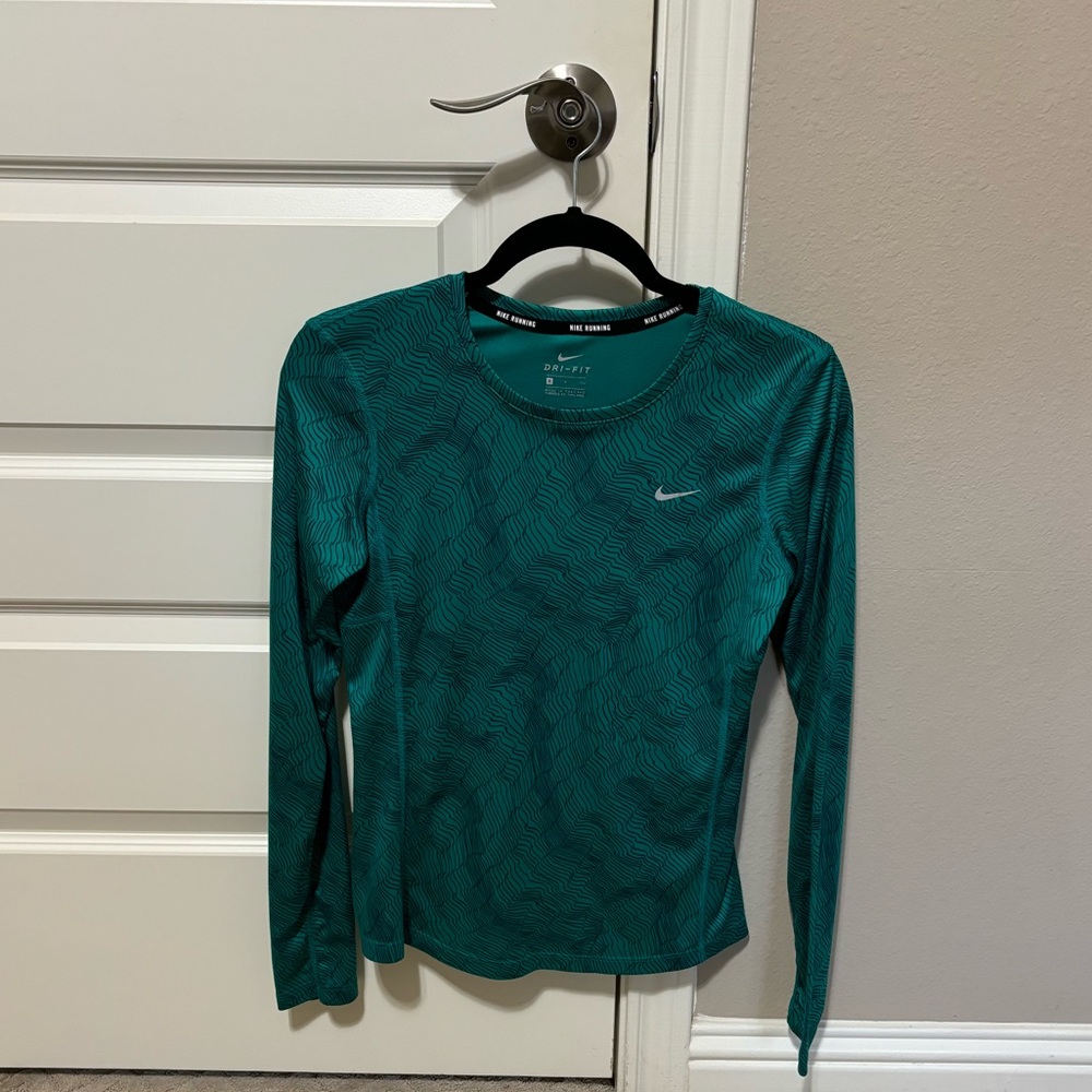 Nike Dri-Fit Long-Sleeve Top